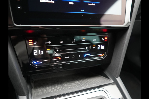 Volkswagen Passat Variant 1.4 TSI GTE Business PHEV 218pk Dealer O.H. | Trekhaak Af Fabriek | Adaptive Cruise | Camera | Sportstoelen Massage & Memory | Keyless | Apple Carplay | Blis | Stoelverwarming | Navigatie | DAB | Plug In Hybrid |