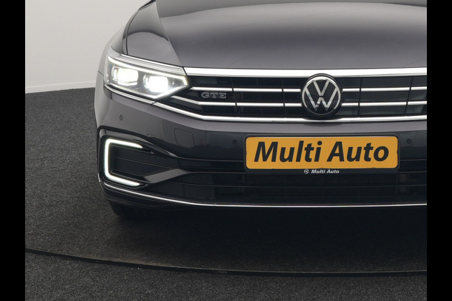 Volkswagen Passat Variant 1.4 TSI GTE Business PHEV 218pk Dealer O.H. | Trekhaak Af Fabriek | Adaptive Cruise | Camera | Sportstoelen Massage & Memory | Keyless | Apple Carplay | Blis | Stoelverwarming | Navigatie | DAB | Plug In Hybrid |