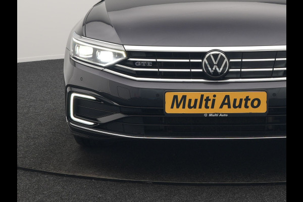 Volkswagen Passat Variant 1.4 TSI GTE Business PHEV 218pk Dealer O.H. | Trekhaak Af Fabriek | Adaptive Cruise | Camera | Sportstoelen Massage & Memory | Keyless | Apple Carplay | Blis | Stoelverwarming | Navigatie | DAB | Plug In Hybrid |