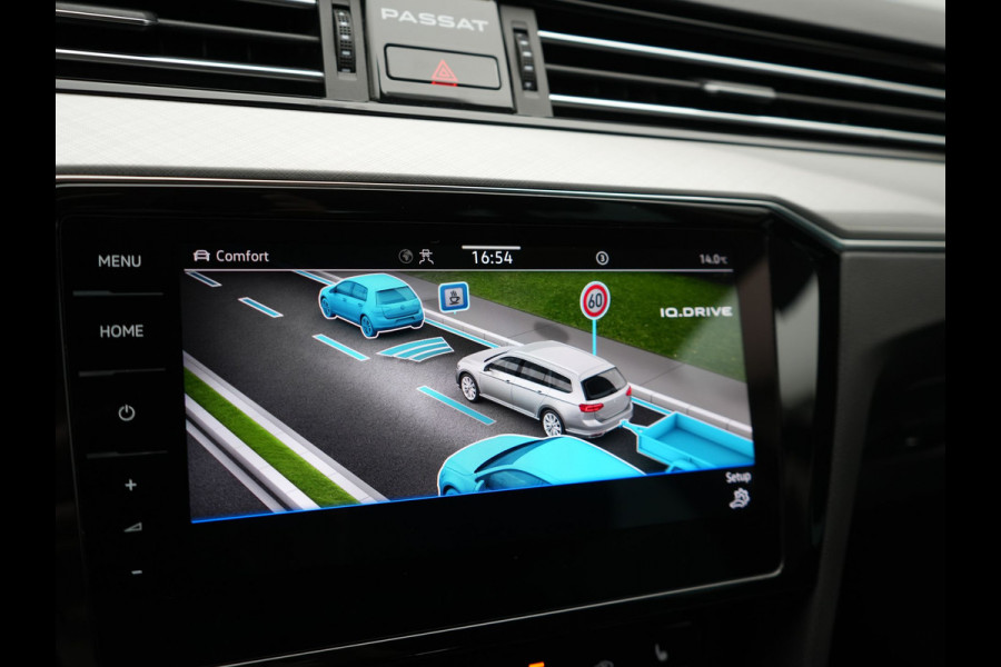 Volkswagen Passat Variant 1.4 TSI GTE Business PHEV 218pk Dealer O.H. | Trekhaak Af Fabriek | Adaptive Cruise | Camera | Sportstoelen Massage & Memory | Keyless | Apple Carplay | Blis | Stoelverwarming | Navigatie | DAB | Plug In Hybrid |