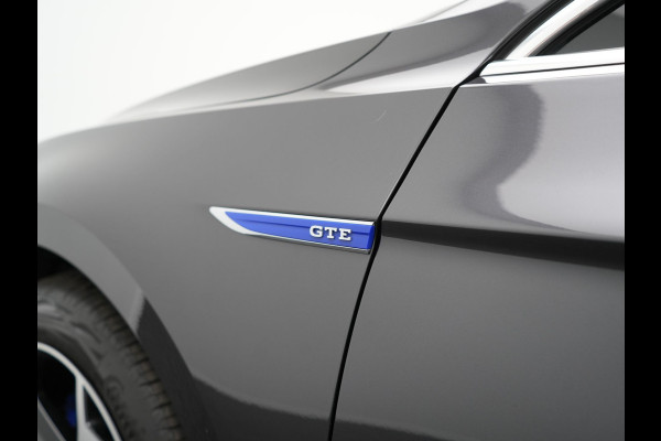 Volkswagen Passat Variant 1.4 TSI GTE Business PHEV 218pk Dealer O.H. | Trekhaak Af Fabriek | Adaptive Cruise | Camera | Sportstoelen Massage & Memory | Keyless | Apple Carplay | Blis | Stoelverwarming | Navigatie | DAB | Plug In Hybrid |