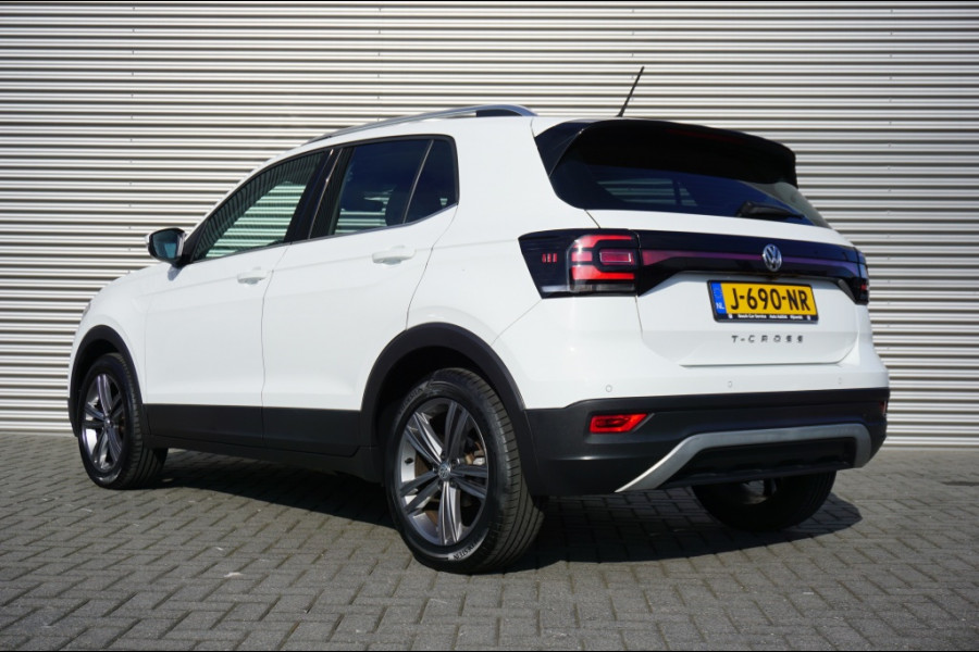 Volkswagen T-Cross 116PK Style Automaat | ADAPTIVE CRUISE | CAMERA | WINTERPACK
