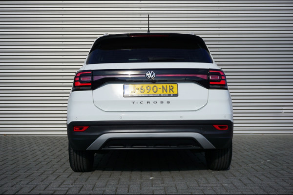 Volkswagen T-Cross 116PK Style Automaat | ADAPTIVE CRUISE | CAMERA | WINTERPACK