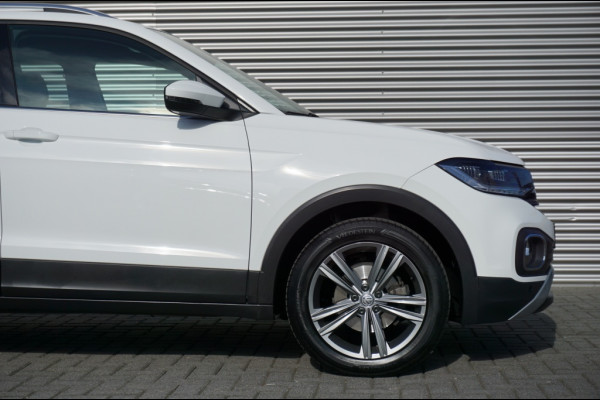 Volkswagen T-Cross 116PK Style Automaat | ADAPTIVE CRUISE | CAMERA | WINTERPACK