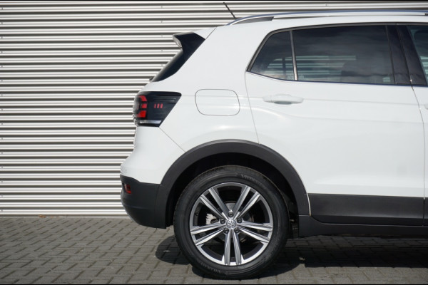 Volkswagen T-Cross 116PK Style Automaat | ADAPTIVE CRUISE | CAMERA | WINTERPACK