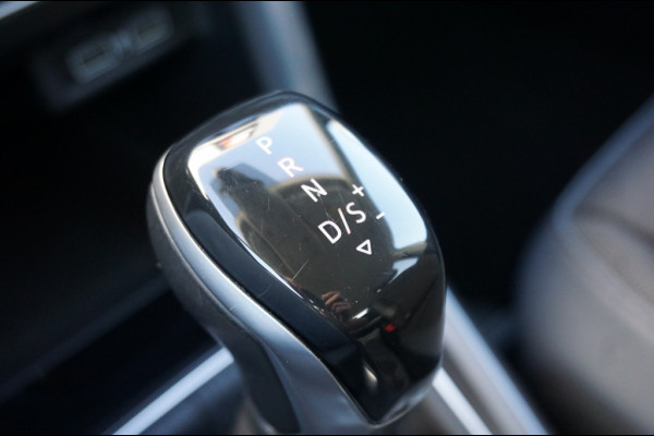 Volkswagen T-Cross 116PK Style Automaat | ADAPTIVE CRUISE | CAMERA | WINTERPACK