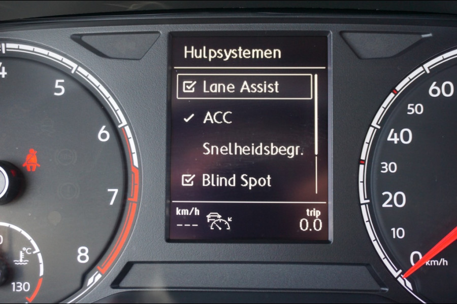 Volkswagen T-Cross 116PK Style Automaat | ADAPTIVE CRUISE | CAMERA | WINTERPACK