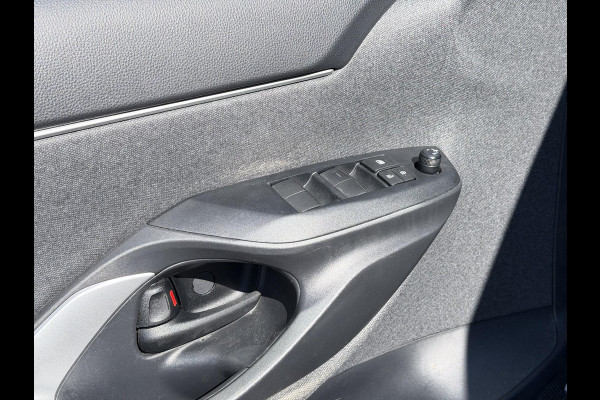 Toyota Yaris Cross 1.5 Hybrid ACTIVE . APPLE CARPLAY & ANDRIOD AUTO . ACHTERUITRIJ CAMERA . ADAPTIEVE CRUISE CONTROL .