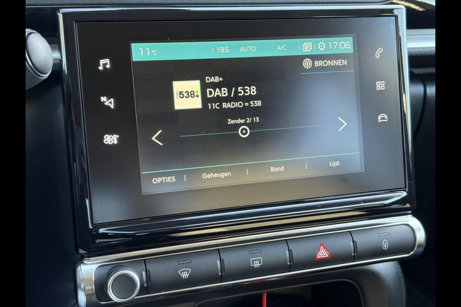 Citroën C3 1.2 PureTech S&S Shine Camera,Navi,D-riem vervangen in 2024,Keyless,PDc V+A,Clima,Cruise,Rijstrooksensor,Dodehoek,N.A.P,110pk,Lm velgen,N.A.P,Apk tot 03-2027