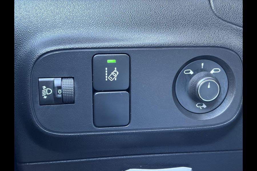 Citroën C3 1.2 PureTech S&S Shine Camera,Navi,D-riem vervangen in 2024,Keyless,PDc V+A,Clima,Cruise,Rijstrooksensor,Dodehoek,N.A.P,110pk,Lm velgen,N.A.P,Apk tot 03-2027