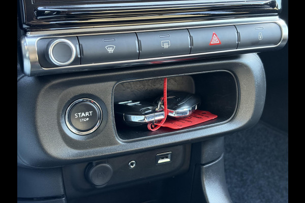 Citroën C3 1.2 PureTech S&S Shine Camera,Navi,D-riem vervangen in 2024,Keyless,PDc V+A,Clima,Cruise,Rijstrooksensor,Dodehoek,N.A.P,110pk,Lm velgen,N.A.P,Apk tot 03-2027