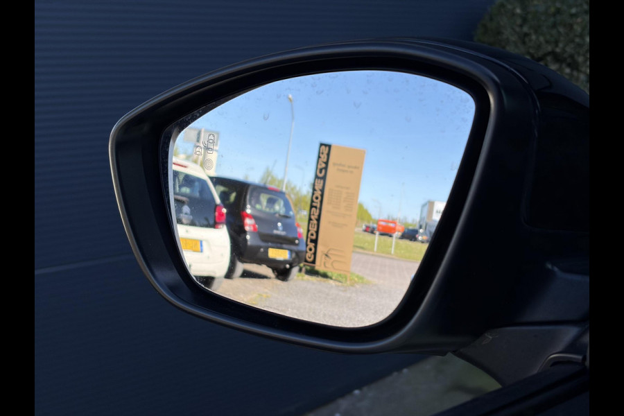 Citroën C3 1.2 PureTech S&S Shine Camera,Navi,D-riem vervangen in 2024,Keyless,PDc V+A,Clima,Cruise,Rijstrooksensor,Dodehoek,N.A.P,110pk,Lm velgen,N.A.P,Apk tot 03-2027