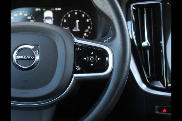 Volvo V60 2.0 T4 Inscription CARPLAY | CRUISE | CAMERA | ELECSTOEL | POLESTAR ENGINEERD | LMV19 | LEDER | STOELVERW | CLIMATE | LED