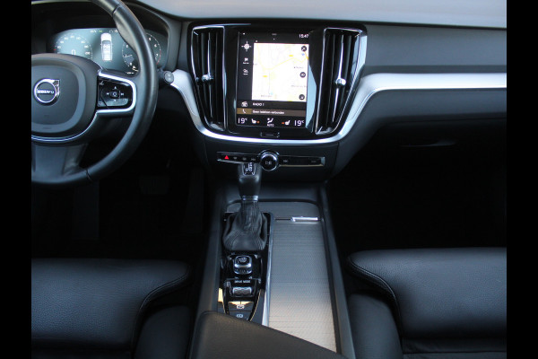 Volvo V60 2.0 T4 Inscription CARPLAY | CRUISE | CAMERA | ELECSTOEL | POLESTAR ENGINEERD | LMV19 | LEDER | STOELVERW | CLIMATE | LED