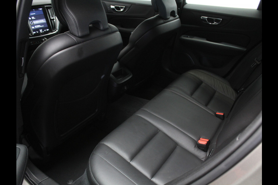 Volvo V60 2.0 T4 Inscription CARPLAY | CRUISE | CAMERA | ELECSTOEL | POLESTAR ENGINEERD | LMV19 | LEDER | STOELVERW | CLIMATE | LED
