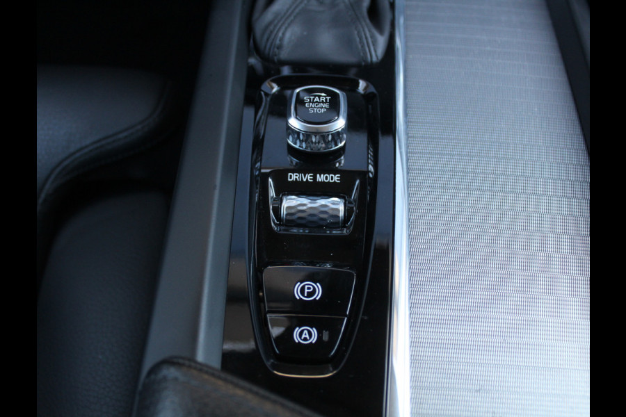 Volvo V60 2.0 T4 Inscription CARPLAY | CRUISE | CAMERA | ELECSTOEL | POLESTAR ENGINEERD | LMV19 | LEDER | STOELVERW | CLIMATE | LED