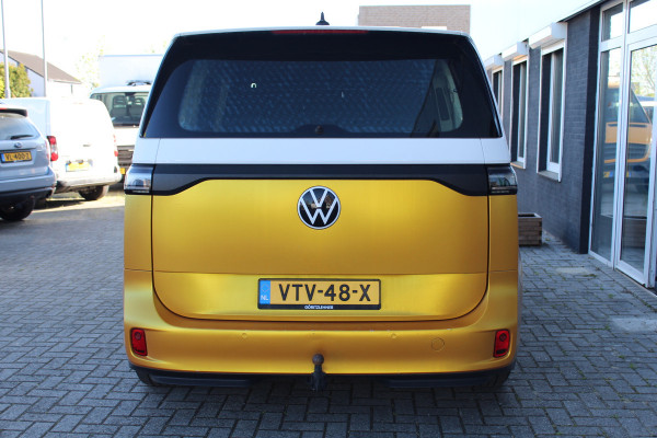 Volkswagen ID. Buzz Cargo 150KW -- 77 kWh acccu WLTP 418KM ✓ SoH 99,4% ✓ 3-zits ✓ navigatie ✓ lm velgen