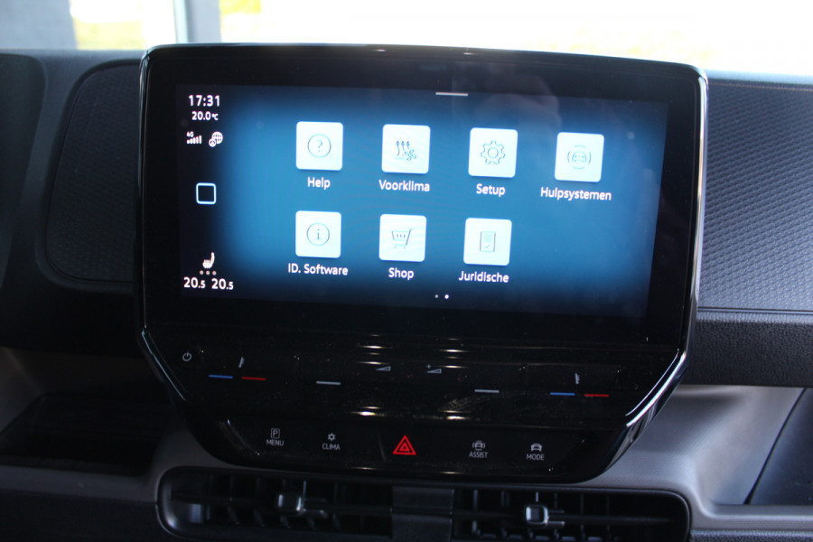 Volkswagen ID. Buzz Cargo 150KW -- 77 kWh acccu WLTP 418KM ✓ SoH 99,4% ✓ 3-zits ✓ navigatie ✓ lm velgen