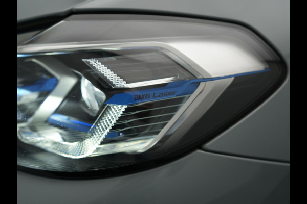 BMW X3 xDrive30e M Sport PHEV 293pk Dealer O.H. | Head Up | Laser LED | 360 Camera | Lederen Sportstoelen Verwarmd | Keyless | Blis | Apple Carplay | Hifi Audio | Sfeerverlichting | Navigatie | DAB | Cruise Control | 20"L.M | Plug In Hybrid |