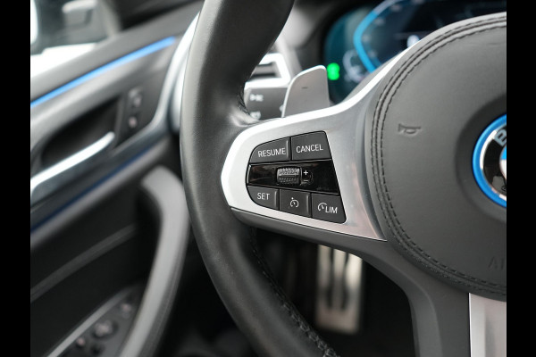 BMW X3 xDrive30e M Sport PHEV 293pk Dealer O.H. | Head Up | Laser LED | 360 Camera | Lederen Sportstoelen Verwarmd | Keyless | Blis | Apple Carplay | Hifi Audio | Sfeerverlichting | Navigatie | DAB | Cruise Control | 20"L.M | Plug In Hybrid |