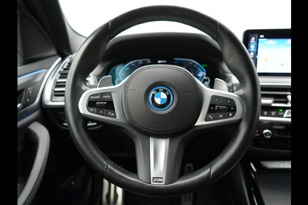 BMW X3 xDrive30e M Sport PHEV 293pk Dealer O.H. | Head Up | Laser LED | 360 Camera | Lederen Sportstoelen Verwarmd | Keyless | Blis | Apple Carplay | Hifi Audio | Sfeerverlichting | Navigatie | DAB | Cruise Control | 20"L.M | Plug In Hybrid |