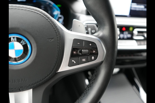 BMW X3 xDrive30e M Sport PHEV 293pk Dealer O.H. | Head Up | Laser LED | 360 Camera | Lederen Sportstoelen Verwarmd | Keyless | Blis | Apple Carplay | Hifi Audio | Sfeerverlichting | Navigatie | DAB | Cruise Control | 20"L.M | Plug In Hybrid |