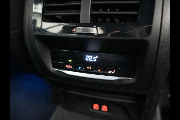 BMW X3 xDrive30e M Sport PHEV 293pk Dealer O.H. | Head Up | Laser LED | 360 Camera | Lederen Sportstoelen Verwarmd | Keyless | Blis | Apple Carplay | Hifi Audio | Sfeerverlichting | Navigatie | DAB | Cruise Control | 20"L.M | Plug In Hybrid |