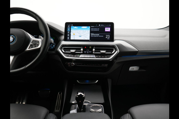 BMW X3 xDrive30e M Sport PHEV 293pk Dealer O.H. | Head Up | Laser LED | 360 Camera | Lederen Sportstoelen Verwarmd | Keyless | Blis | Apple Carplay | Hifi Audio | Sfeerverlichting | Navigatie | DAB | Cruise Control | 20"L.M | Plug In Hybrid |