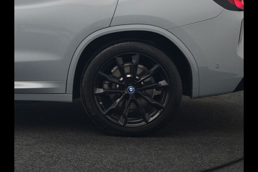 BMW X3 xDrive30e M Sport PHEV 293pk Dealer O.H. | Head Up | Laser LED | 360 Camera | Lederen Sportstoelen Verwarmd | Keyless | Blis | Apple Carplay | Hifi Audio | Sfeerverlichting | Navigatie | DAB | Cruise Control | 20"L.M | Plug In Hybrid |