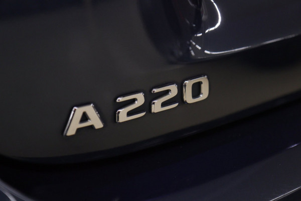 Mercedes-Benz A-Klasse 220 Launch Edition NAP Pano/Carplay/Mem/Sfeer/Acc/360Cam/Vol