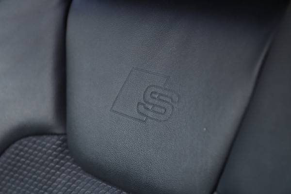 Audi Q5 50 TFSI e quattro S Line / PANODAK / B&O / CAMERA / KEYLESS