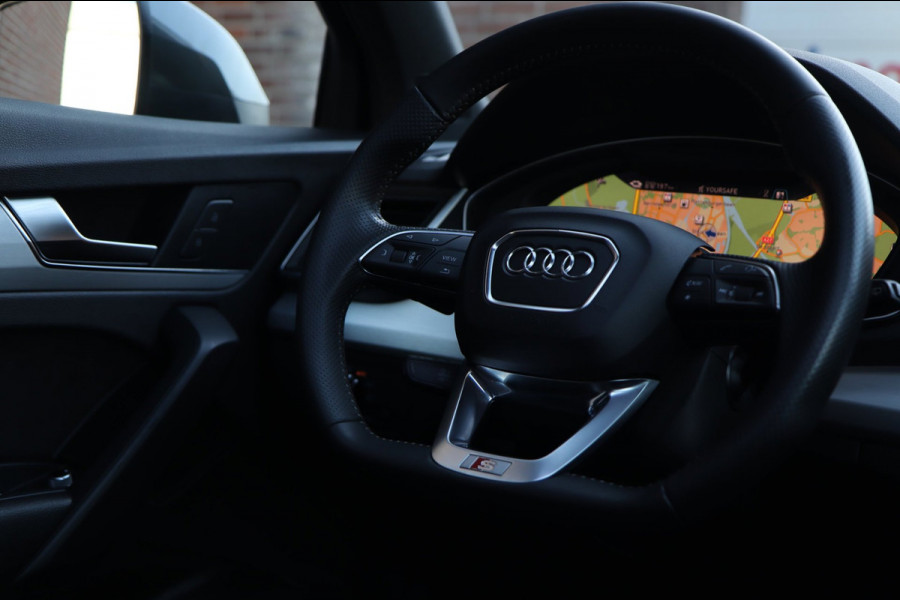 Audi Q5 50 TFSI e quattro S Line / PANODAK / B&O / CAMERA / KEYLESS