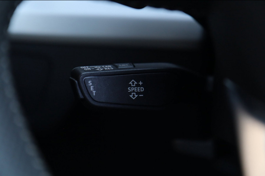 Audi Q5 50 TFSI e quattro S Line / PANODAK / B&O / CAMERA / KEYLESS