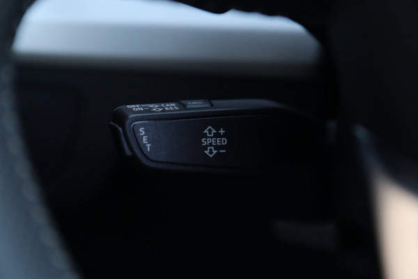 Audi Q5 50 TFSI e quattro S Line / PANODAK / B&O / CAMERA / KEYLESS