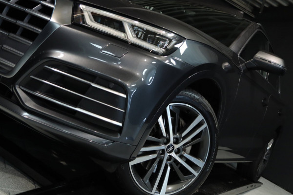 Audi Q5 50 TFSI e quattro S Line / PANODAK / B&O / CAMERA / KEYLESS