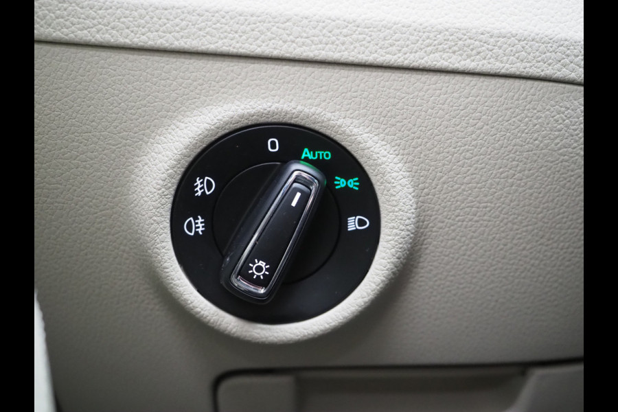 Škoda Superb Combi 1.4 TSI iV Laurin & Klement | Trekhaak | Leder | Canton | 360 | Keyless | Adaptive Cruise | Virtual | Memory | Carplay