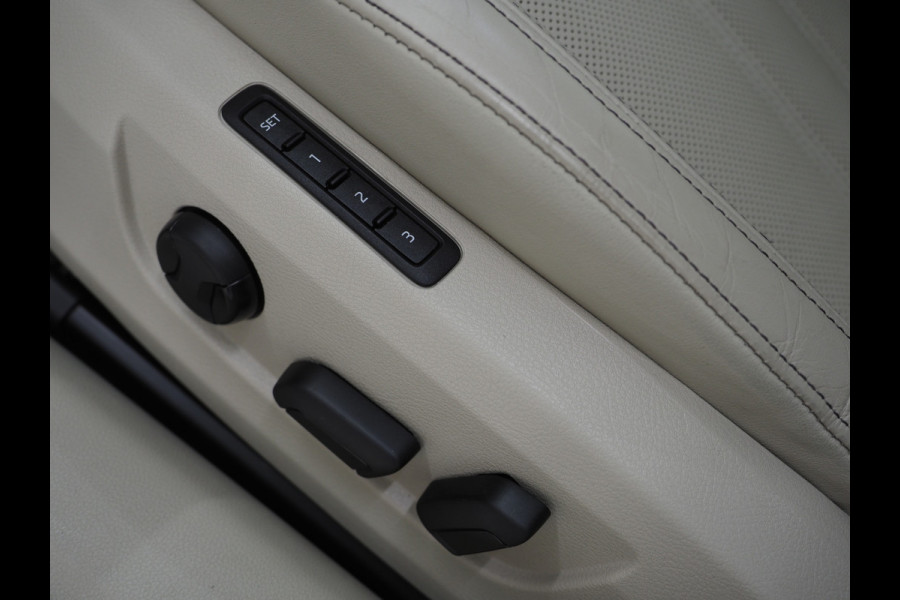 Škoda Superb Combi 1.4 TSI iV Laurin & Klement | Trekhaak | Leder | Canton | 360 | Keyless | Adaptive Cruise | Virtual | Memory | Carplay