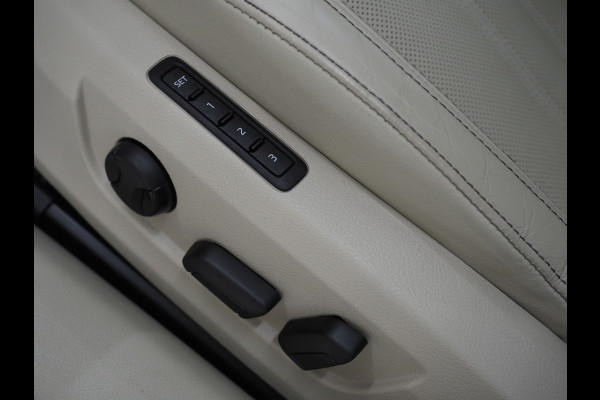 Škoda Superb Combi 1.4 TSI iV Laurin & Klement | Trekhaak | Leder | Canton | 360 | Keyless | Adaptive Cruise | Virtual | Memory | Carplay
