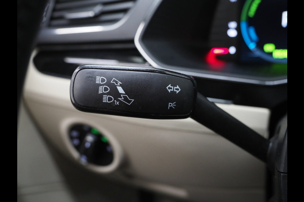Škoda Superb Combi 1.4 TSI iV Laurin & Klement | Trekhaak | Leder | Canton | 360 | Keyless | Adaptive Cruise | Virtual | Memory | Carplay