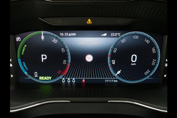 Škoda Superb Combi 1.4 TSI iV Laurin & Klement | Trekhaak | Leder | Canton | 360 | Keyless | Adaptive Cruise | Virtual | Memory | Carplay