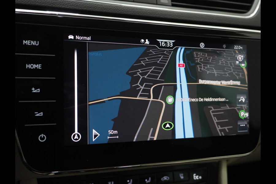 Škoda Superb Combi 1.4 TSI iV Laurin & Klement | Trekhaak | Leder | Canton | 360 | Keyless | Adaptive Cruise | Virtual | Memory | Carplay