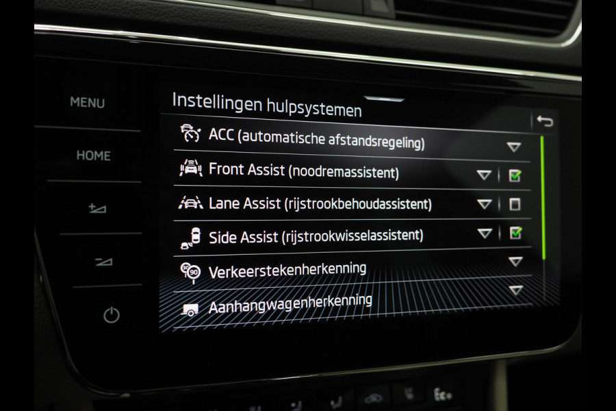 Škoda Superb Combi 1.4 TSI iV Laurin & Klement | Trekhaak | Leder | Canton | 360 | Keyless | Adaptive Cruise | Virtual | Memory | Carplay