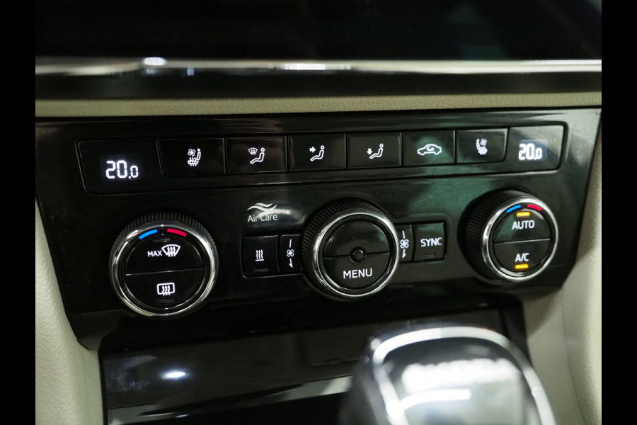 Škoda Superb Combi 1.4 TSI iV Laurin & Klement | Trekhaak | Leder | Canton | 360 | Keyless | Adaptive Cruise | Virtual | Memory | Carplay