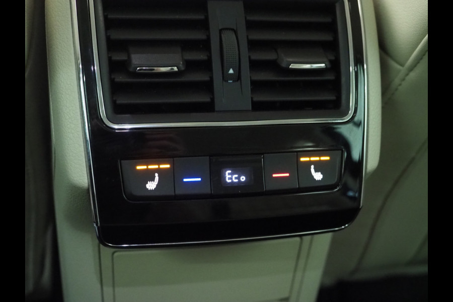 Škoda Superb Combi 1.4 TSI iV Laurin & Klement | Trekhaak | Leder | Canton | 360 | Keyless | Adaptive Cruise | Virtual | Memory | Carplay