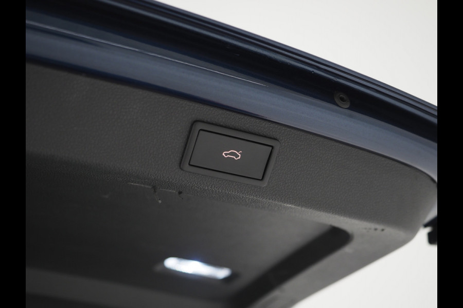 Škoda Superb Combi 1.4 TSI iV Laurin & Klement | Trekhaak | Leder | Canton | 360 | Keyless | Adaptive Cruise | Virtual | Memory | Carplay