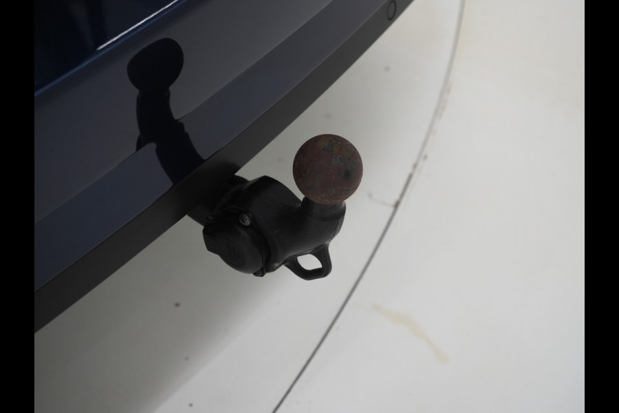 Škoda Superb Combi 1.4 TSI iV Laurin & Klement | Trekhaak | Leder | Canton | 360 | Keyless | Adaptive Cruise | Virtual | Memory | Carplay