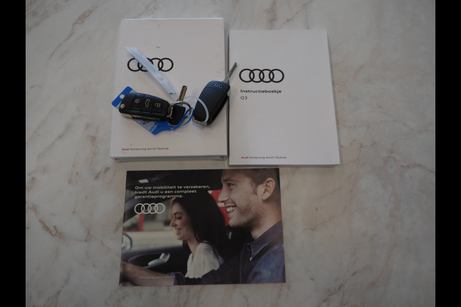 Audi Q3 Sportback 45 TFSI e Full Black | Panoramadak | Leder | Sfeerlicht | Cruise | DAB | Virtual | Donkere Hemel | Carplay