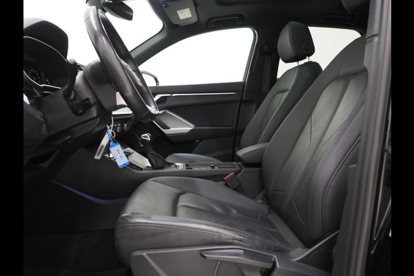 Audi Q3 Sportback 45 TFSI e Full Black | Panoramadak | Leder | Sfeerlicht | Cruise | DAB | Virtual | Donkere Hemel | Carplay