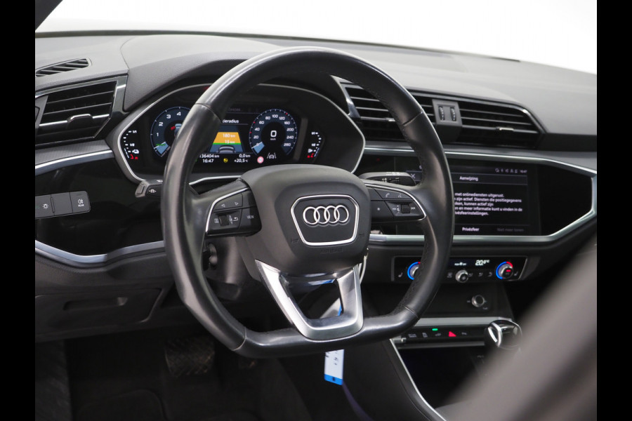 Audi Q3 Sportback 45 TFSI e Full Black | Panoramadak | Leder | Sfeerlicht | Cruise | DAB | Virtual | Donkere Hemel | Carplay