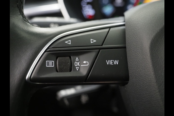 Audi Q3 Sportback 45 TFSI e Full Black | Panoramadak | Leder | Sfeerlicht | Cruise | DAB | Virtual | Donkere Hemel | Carplay